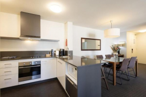 East Perth CBD Apartment close to The Swan River
